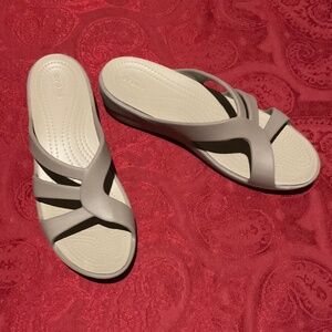 Women’s CROCS Dual Comfort Slip on Wedge Sandals Taupe Size 10 New w/o tags.